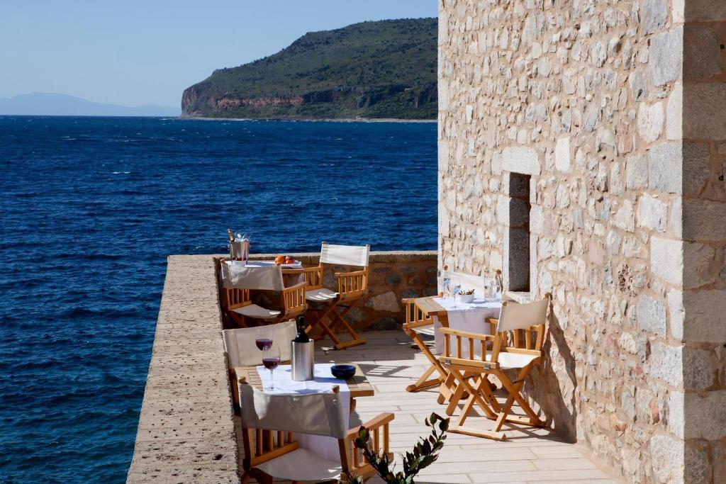 Mavromichalai Hotel Liménion Buitenkant foto